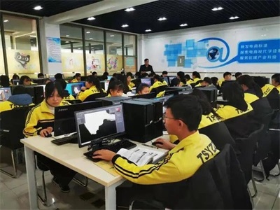 唐山一職專電子商務(wù) 阿里巴巴電商專才與淘寶職業(yè)經(jīng)紀(jì)人專業(yè)迎來(lái)招生季